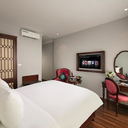 Serene Central Hotel ハノイ市 エクステリア 写真