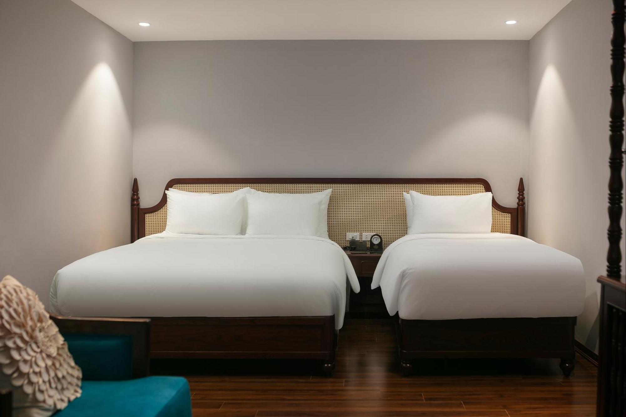 Serene Central Hotel ハノイ市 エクステリア 写真